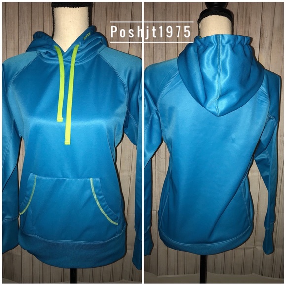 Reebok Tops - 👟Reebok Womens Long sleeve Hoodie Sz M